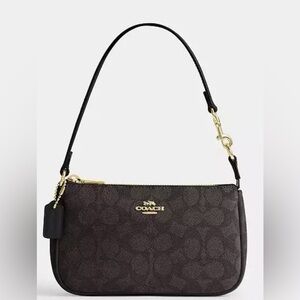 Coach Nolita 19